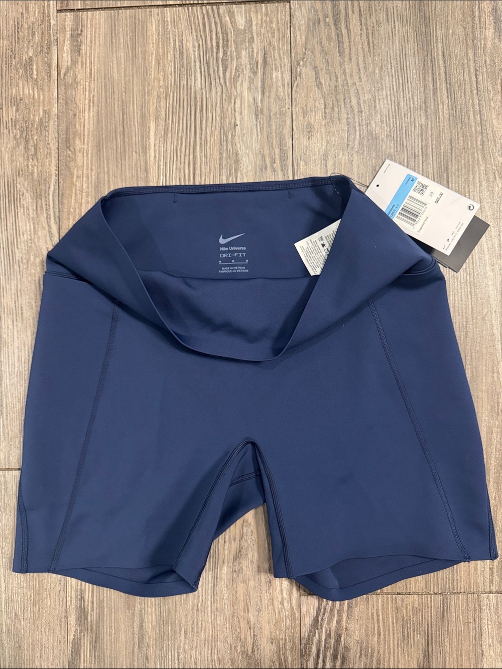Nike Workout Shorts - Picture 4 of 5